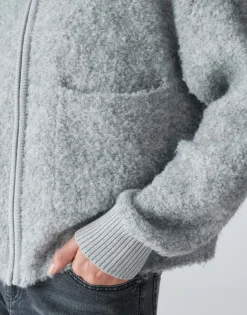 Shop Flauschige Strickjacke DARILA Loose mit Wolle Strick