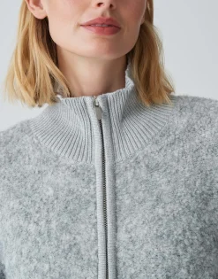 Shop Flauschige Strickjacke DARILA Loose mit Wolle Strick