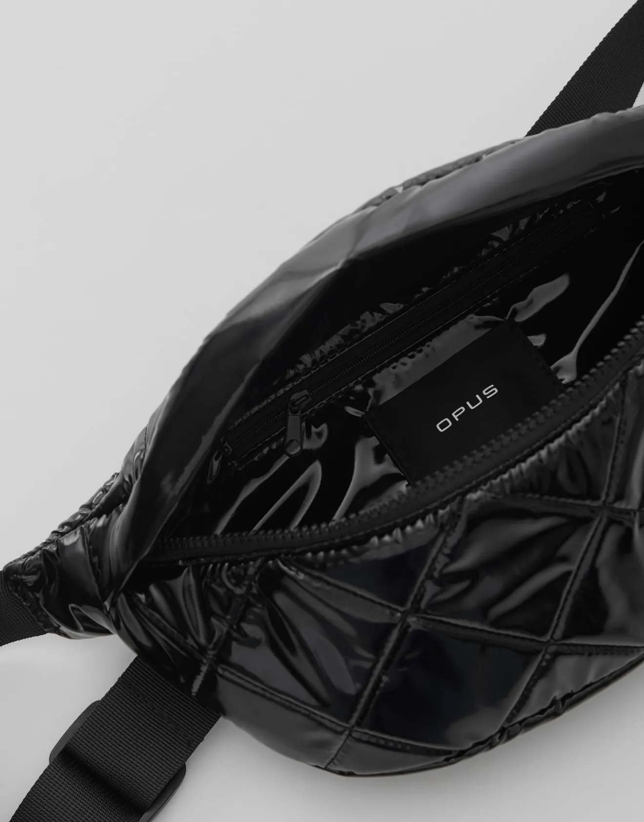 Cheap Gürteltasche AVINILA in Lackoptik Accessoires