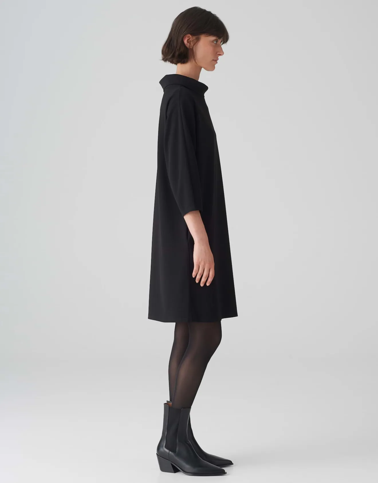 Store Kleid WABYNA Regular aus elastischem Krepp-Jersey Kleider