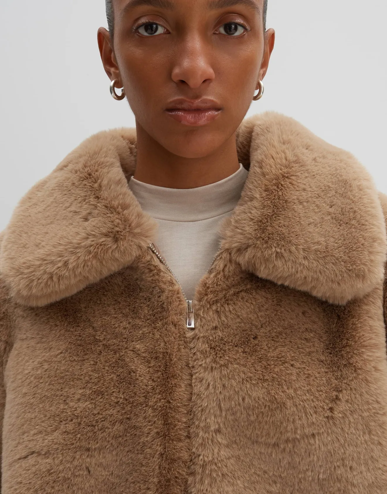 Fashion Kurze Fakefur Jacke VARIAH Loose Jacken & Mäntel