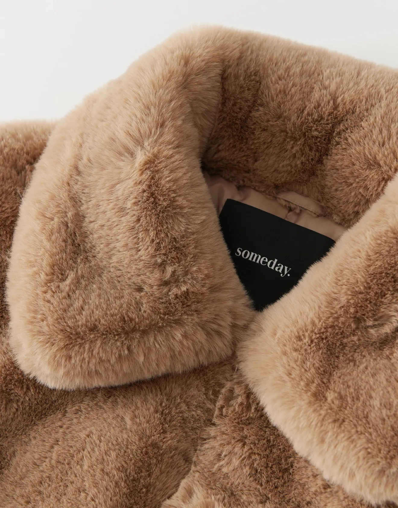Fashion Kurze Fakefur Jacke VARIAH Loose Jacken & Mäntel