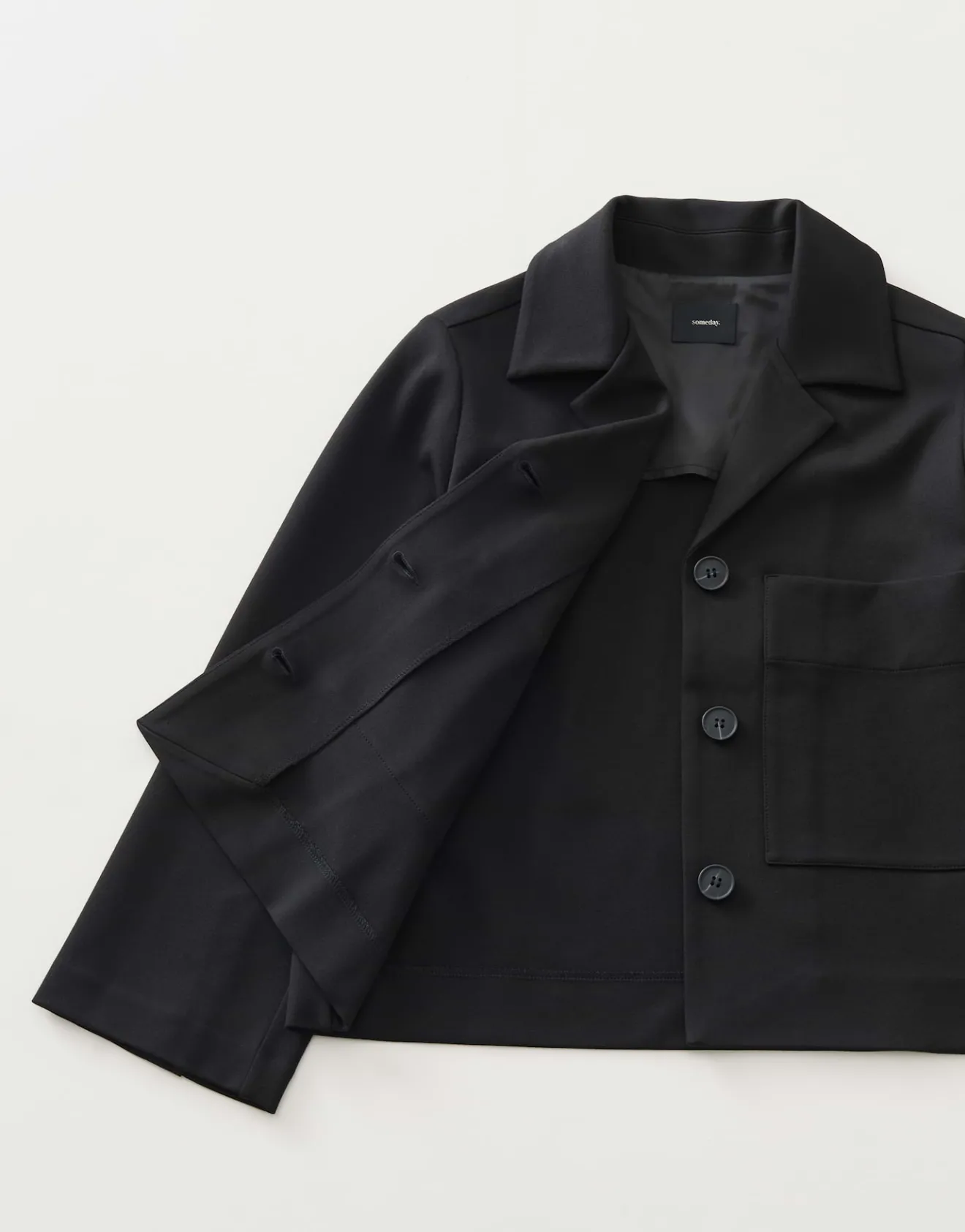 Hot Kurzer Blazer NANAMI DETAIl Loose aus Viskose Mix Blazer & Westen