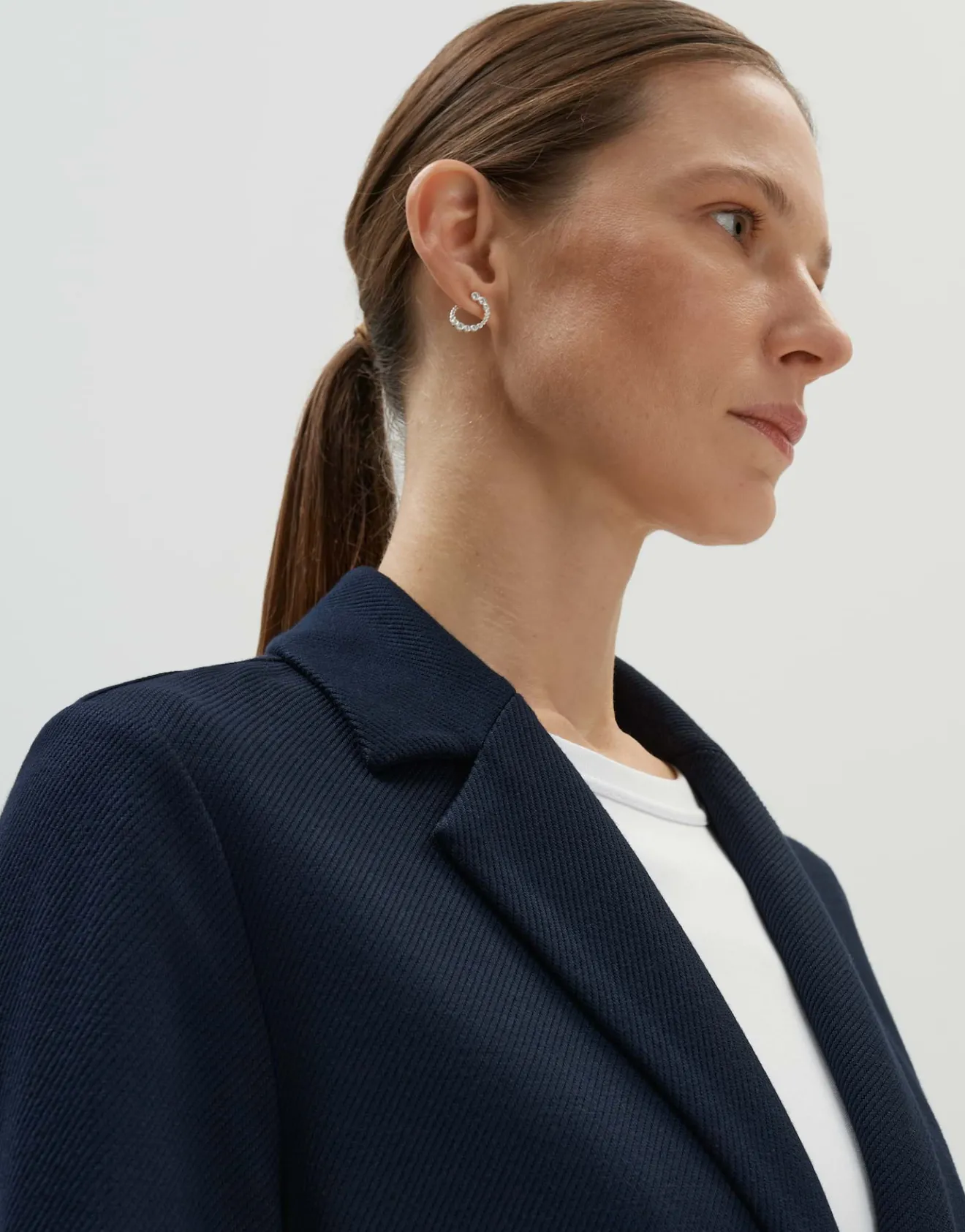 Clearance Kurzer Blazer NUSALIA Regular aus Twill Jersey Blazer & Westen