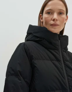 Hot Kurzer Mantel VANOUK mit recycelten Daunen Jacken & Mäntel