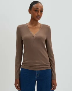 Shop Longsleeve KINOLA Regular aus dezenter Rippstruktur Basics