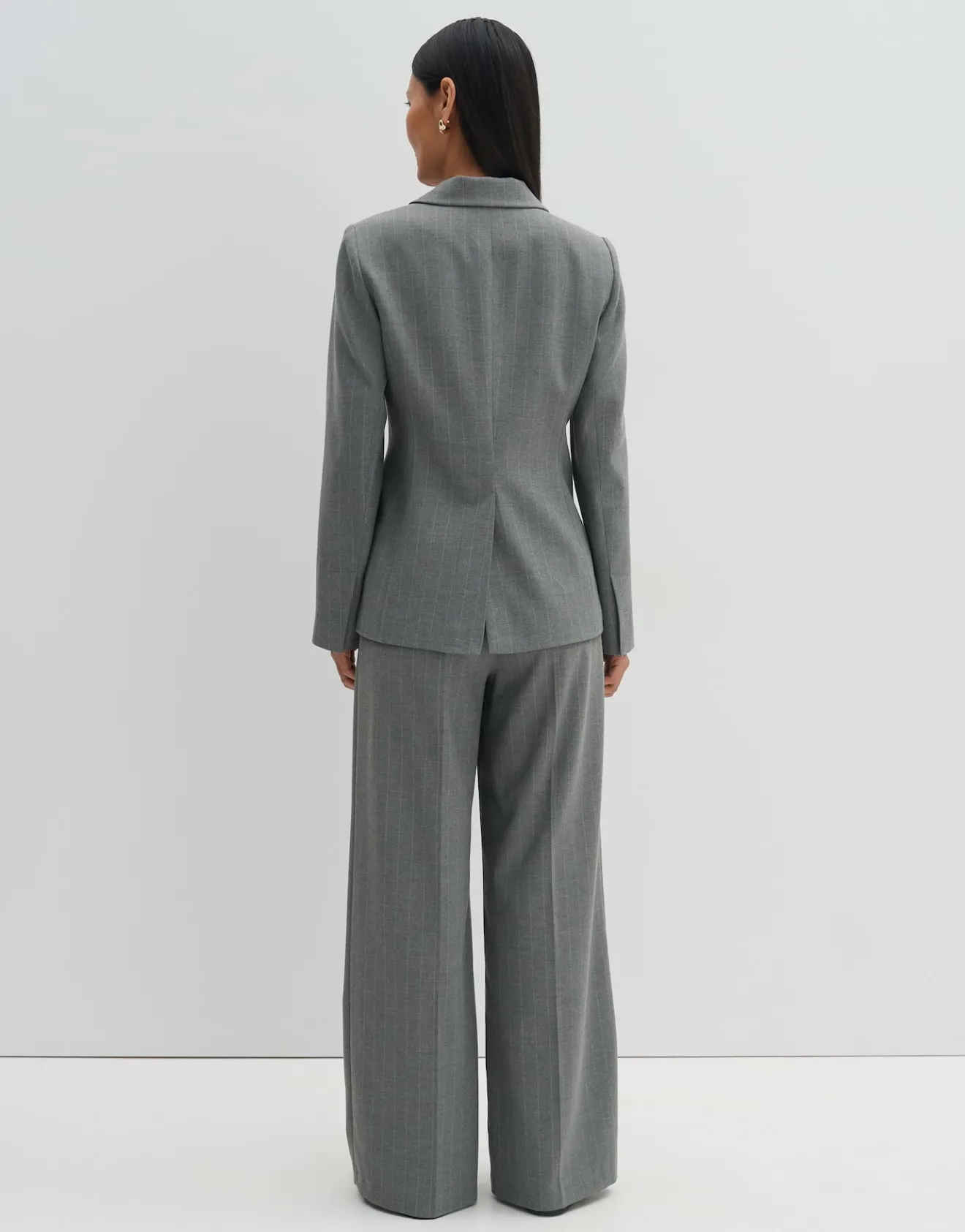 Flash Sale Nadelstreifenblazer NILO Regular aus Viskose Mix Blazer & Westen