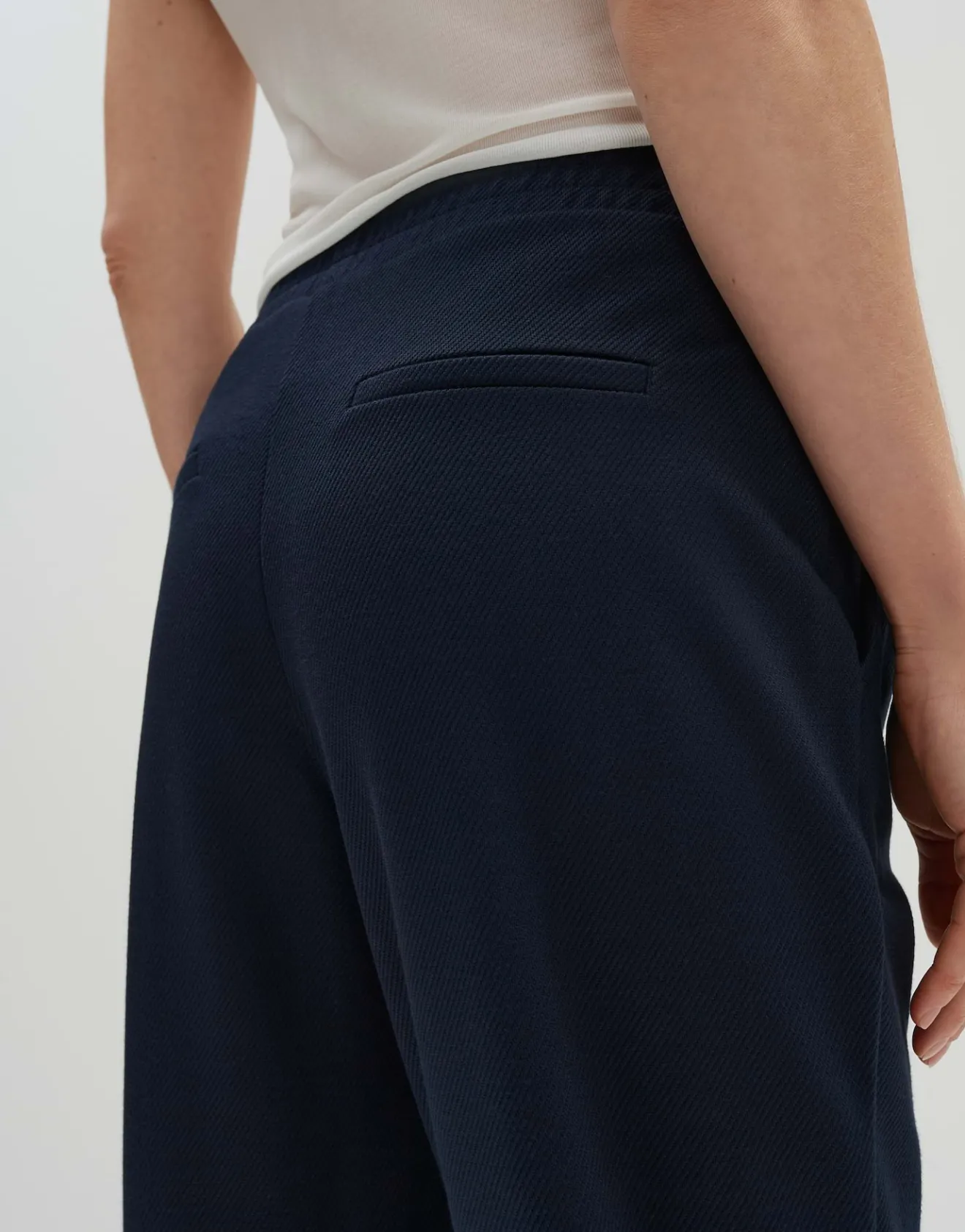 Shop Schlupfhose CHARLIE SLEEK aus Twill Jersey Hosen