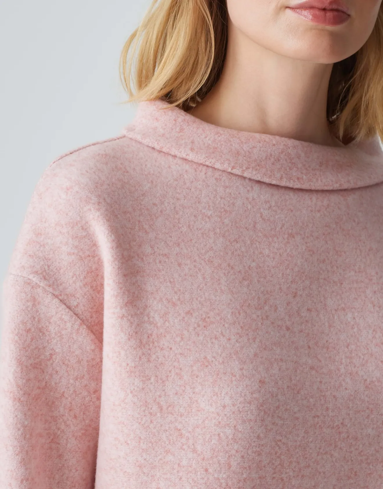 New Sweater GESURLA Loose mit weichem Hand-Feel Sweat