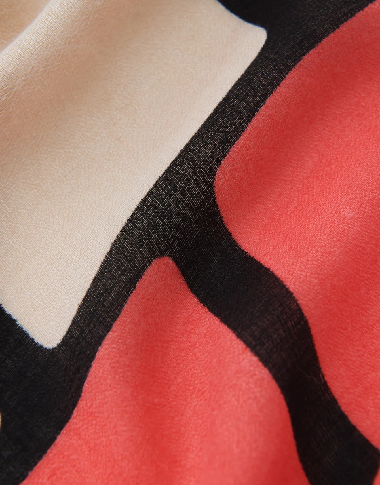 New Tuch ATYPO mit Print Accessoires